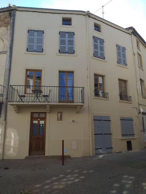 Maison De Ville Vic-le-Comte Экстерьер фото