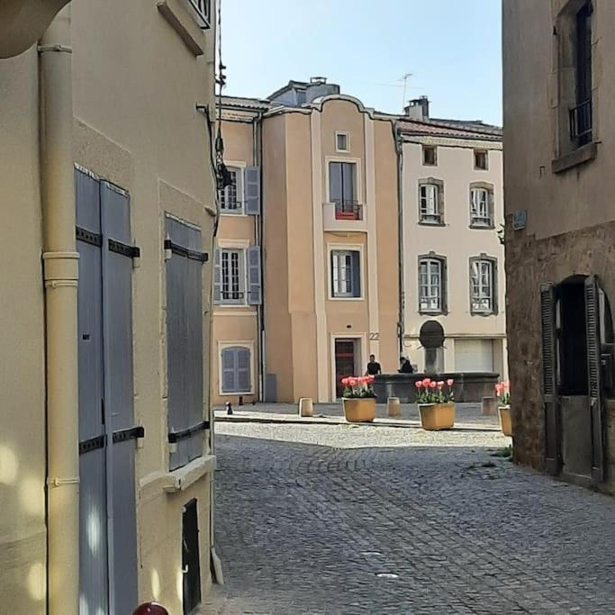 Maison De Ville Vic-le-Comte Экстерьер фото